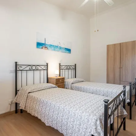 Lägenhet Il Faro Blu By Interhome